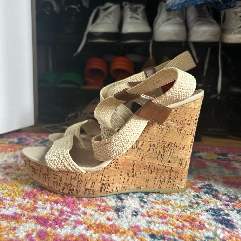 Steve Madden Cream and Tan Wedge Sandals